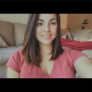 Meet your Posher, Alisa